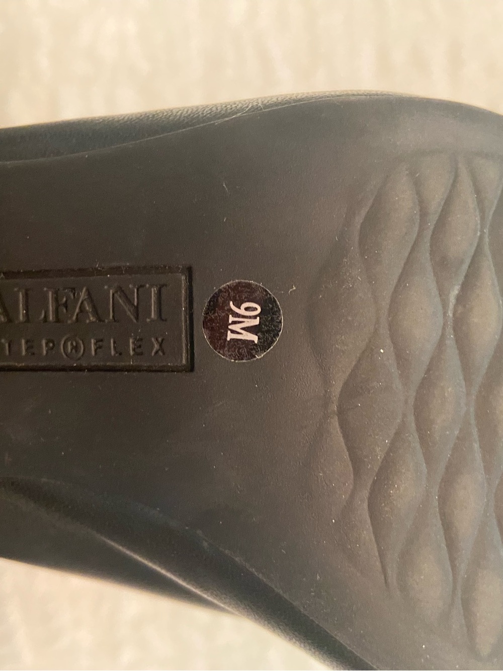 ALFANI BLACK PEEP TOE HEELED MULE SIZE 9 - Picture 3 of 9